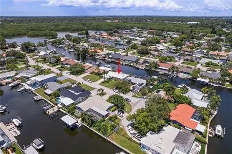 1449 49th Avenue NE St Petersburg FL 33703