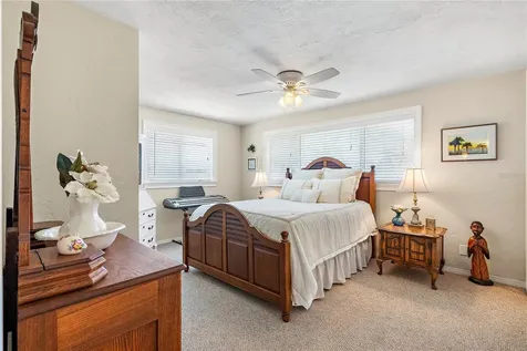 1449 49th Avenue NE St Petersburg FL 33703