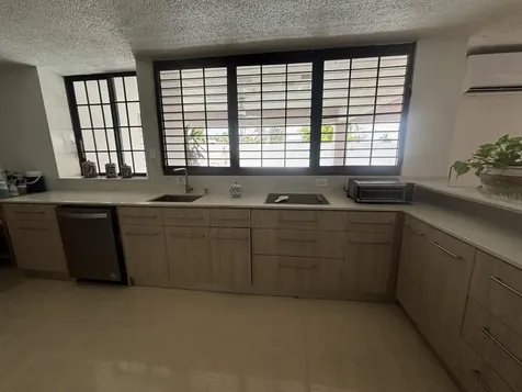 I9 Calle Principe Eduardo Guaynabo PR 00969