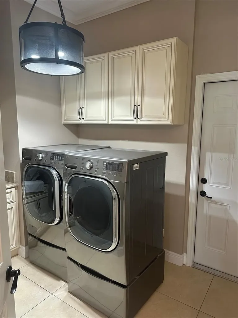 7135 Kensington Court University Park FL 34201