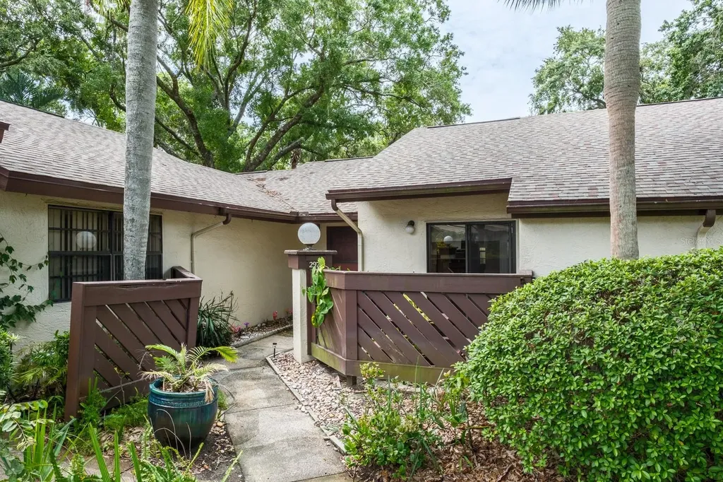 2973 Elder Court Palm Harbor FL 34684