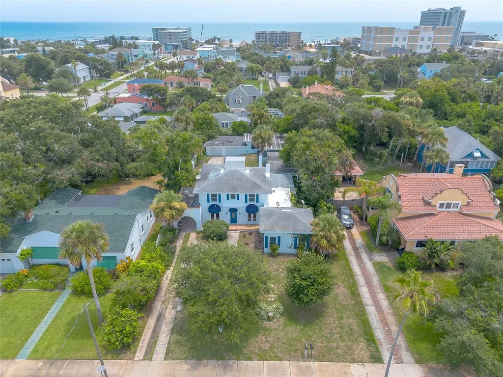 724 N Oleander Avenue Daytona Beach FL 32118