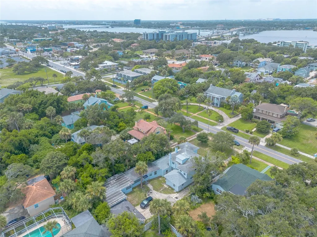 724 N Oleander Avenue Daytona Beach FL 32118