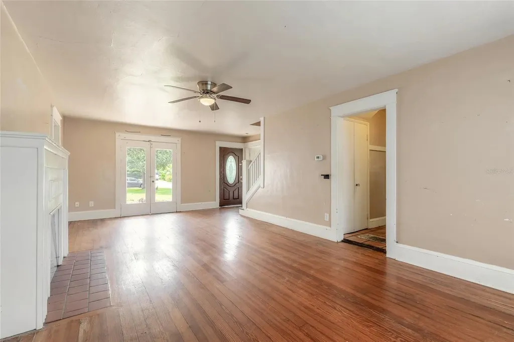 724 N Oleander Avenue Daytona Beach FL 32118