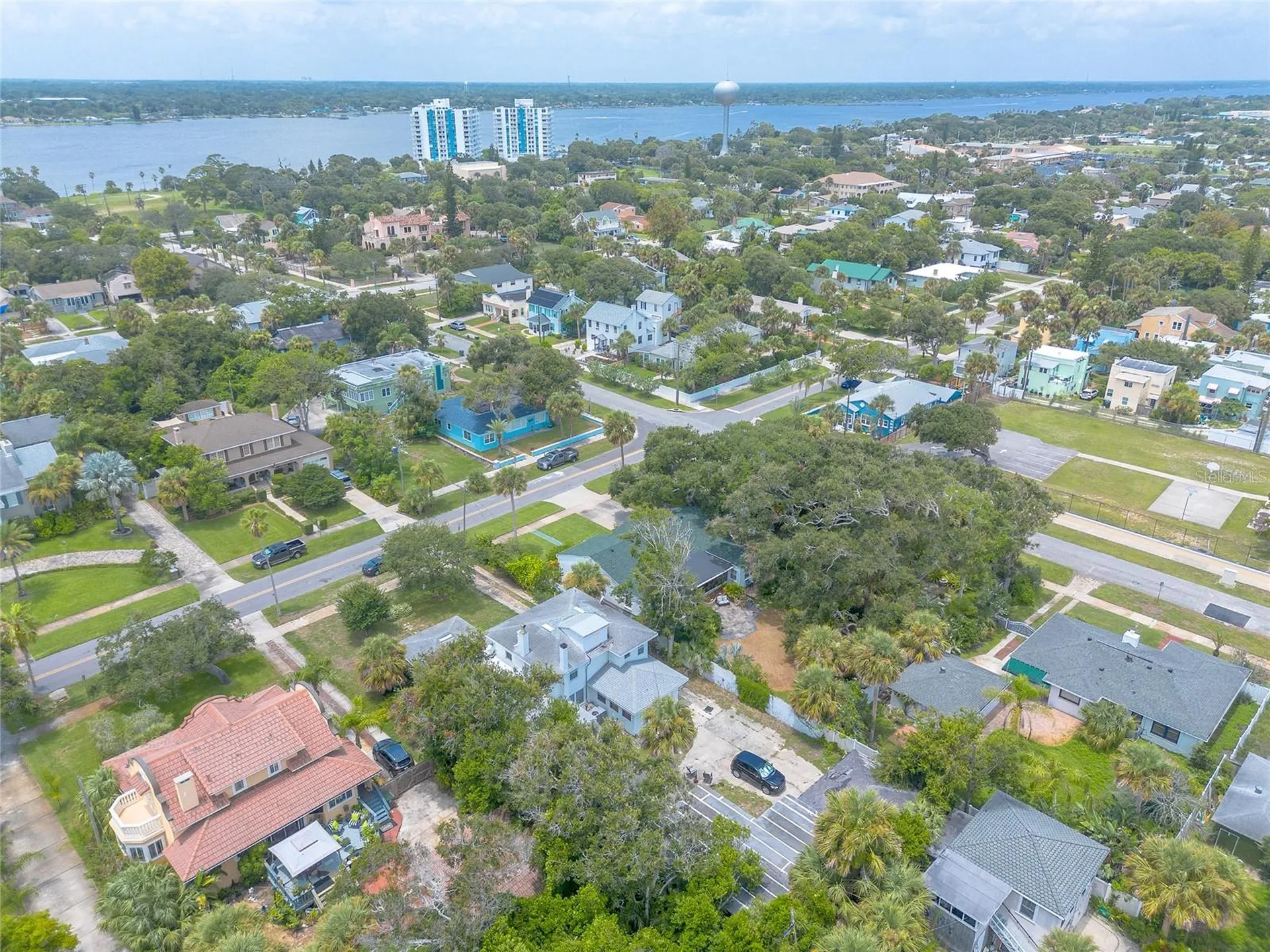 724 N Oleander Avenue Daytona Beach FL 32118