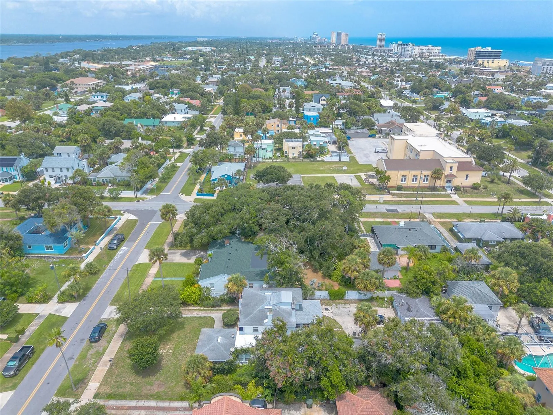 724 N Oleander Avenue Daytona Beach FL 32118