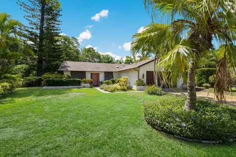 1913 67th Street W Bradenton FL 34209