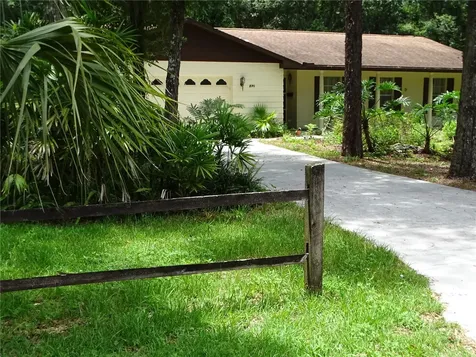 830 N Frankfort Avenue Deland FL 32724