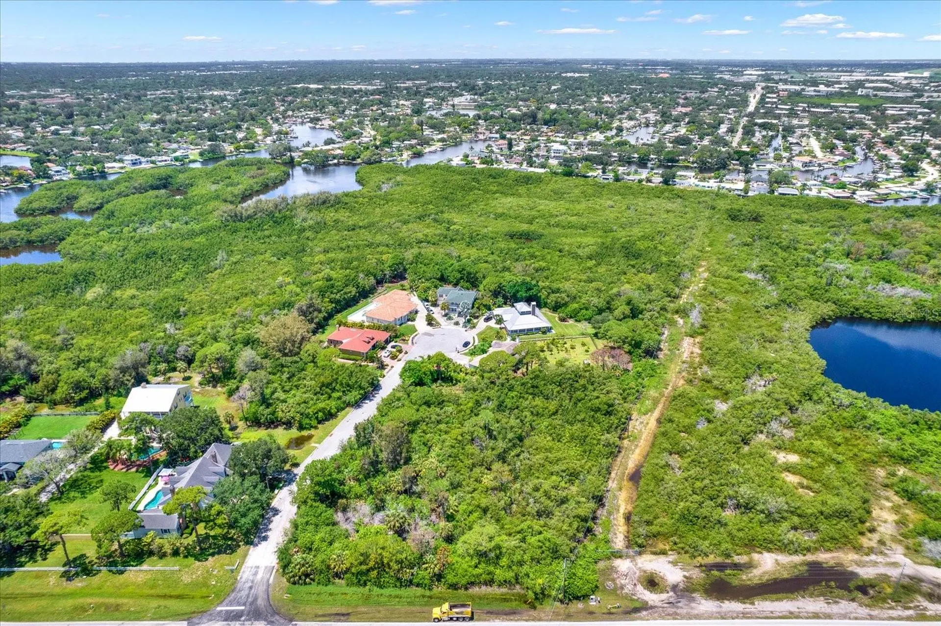Osceola Court NE St Petersburg FL 33702
