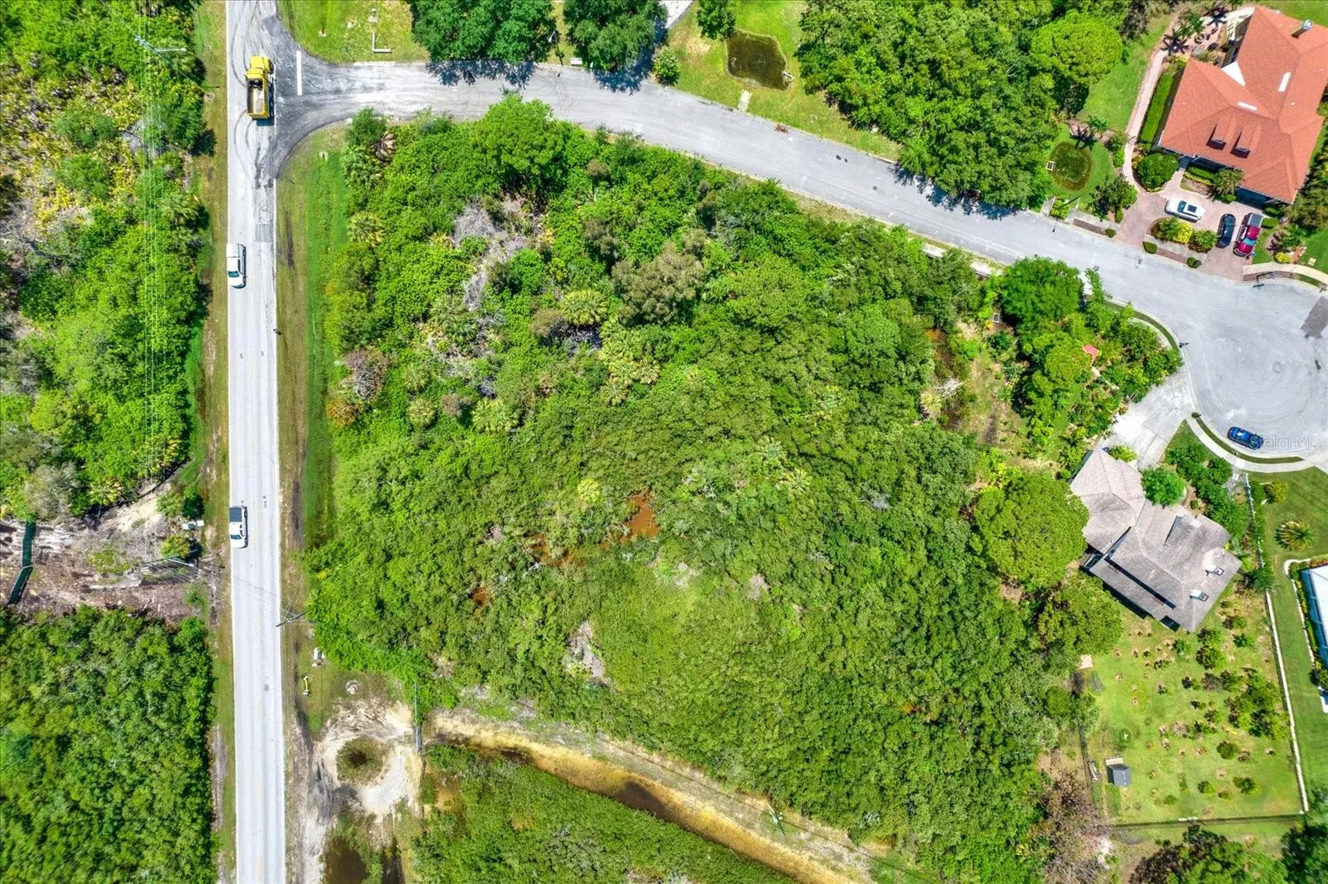 Osceola Court NE St Petersburg FL 33702