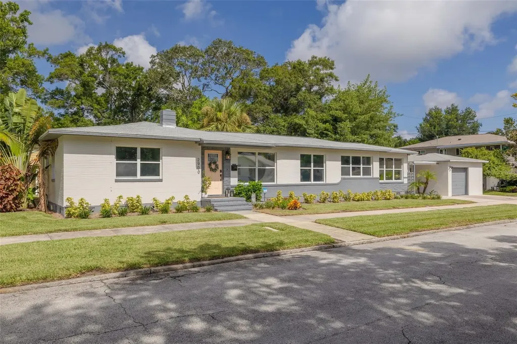 2900 14th Street N St Petersburg FL 33704