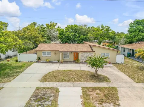 2368 Lake Helen Osteen Road Deltona FL 32738