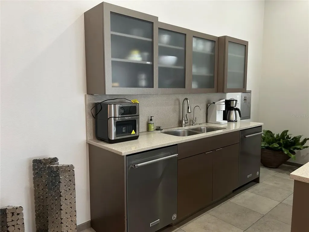 1345 2nd Street Sarasota FL 34236