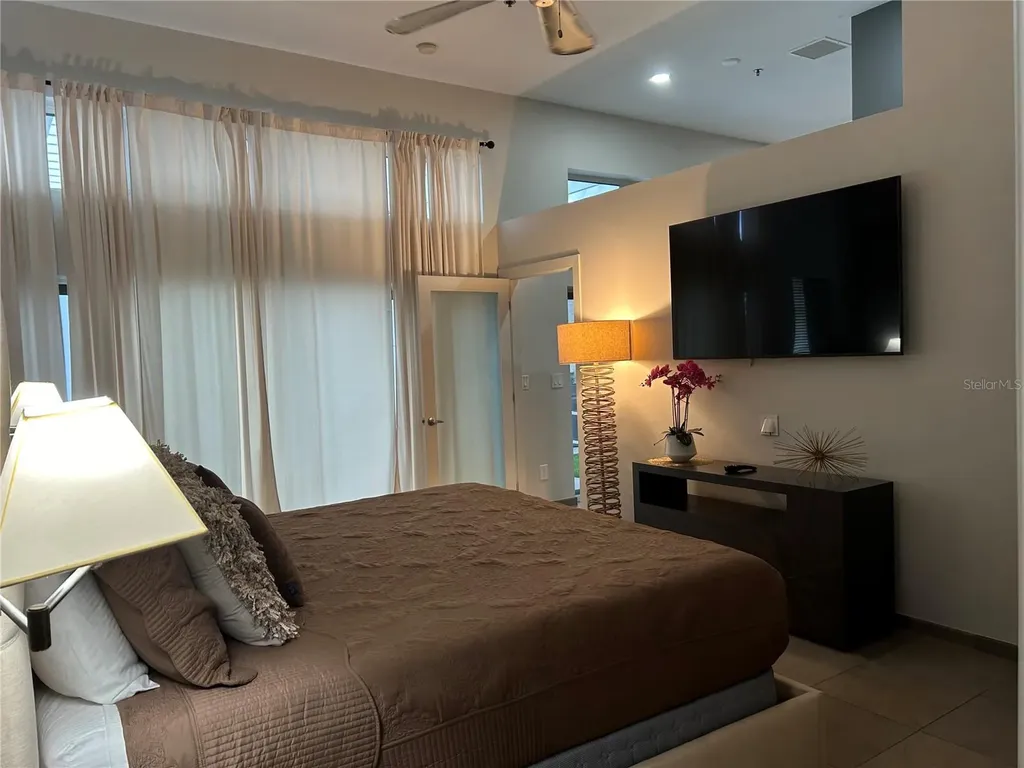 1345 2nd Street Sarasota FL 34236