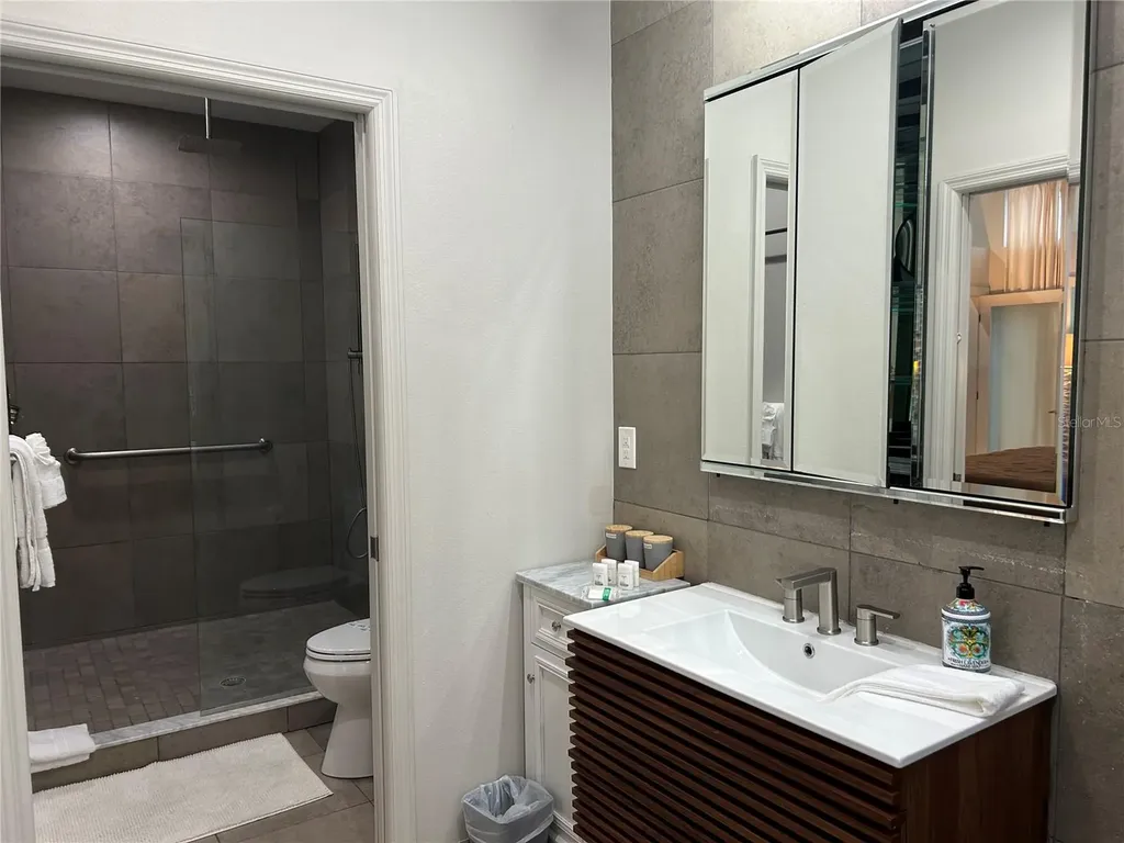 1345 2nd Street Sarasota FL 34236