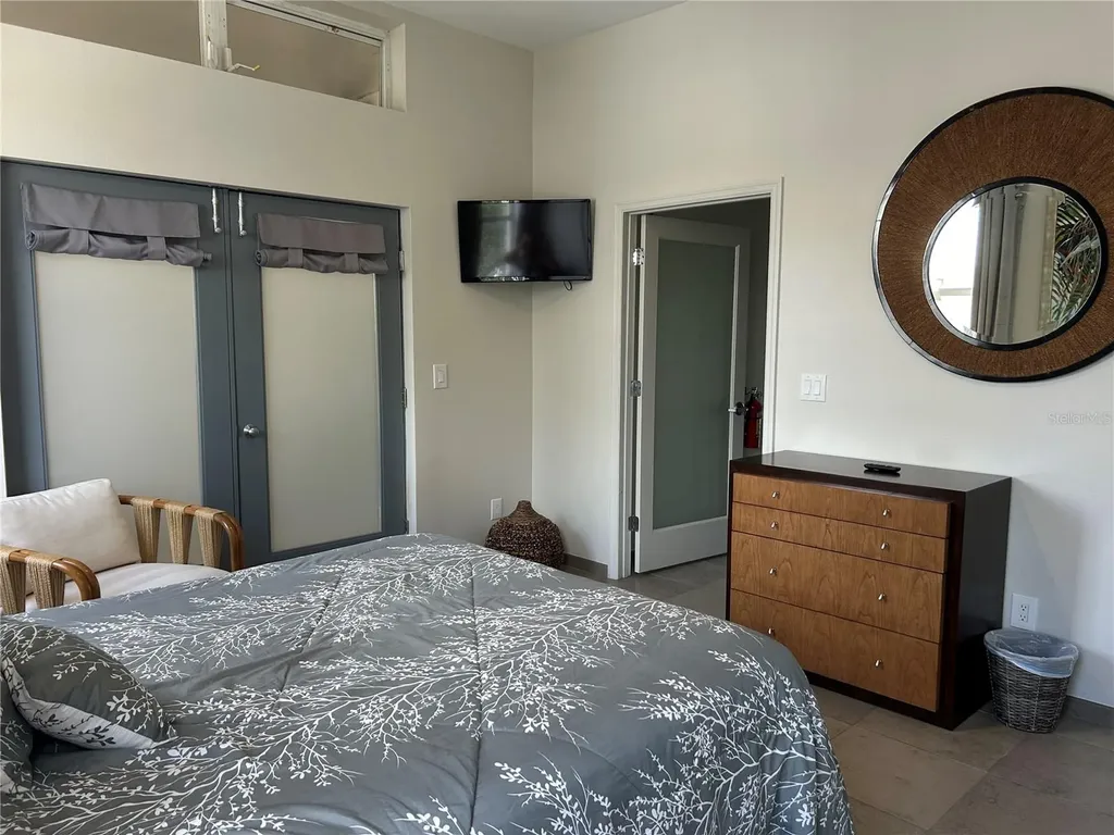 1345 2nd Street Sarasota FL 34236