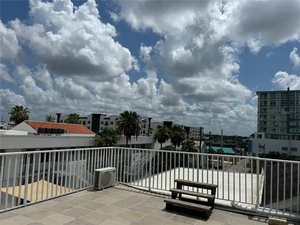 1345 2nd Street Sarasota FL 34236