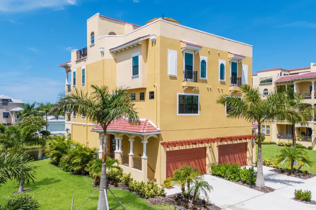 1450 Silvia Shores Drive Apollo Beach FL 33572