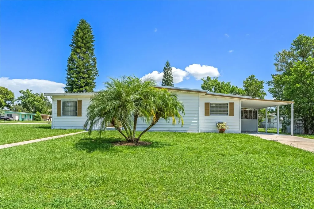 1486 Renton Street Deltona FL 32725