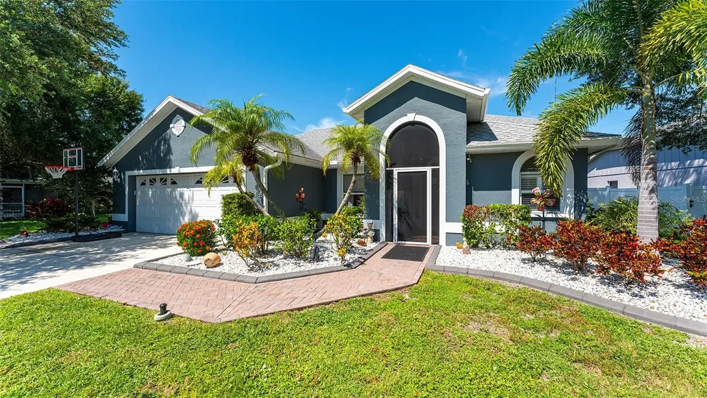 5018 72nd Court E Bradenton FL 34203