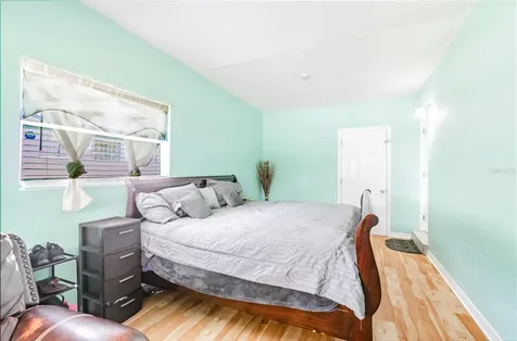 4811 S 86th Street Tampa FL 33619