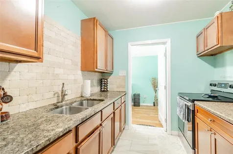 4811 S 86th Street Tampa FL 33619