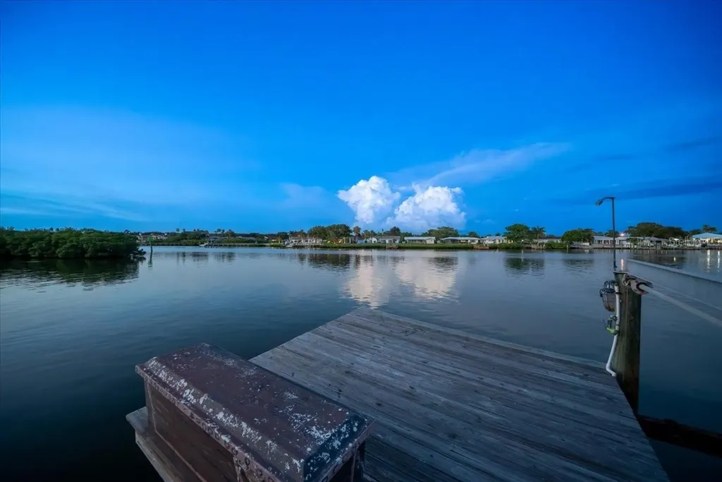 20051 Gulf Boulevard Indian Shores FL 33785