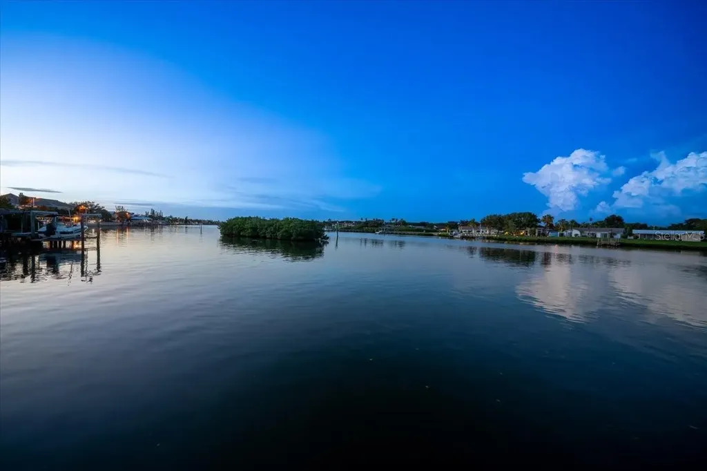 20051 Gulf Boulevard Indian Shores FL 33785