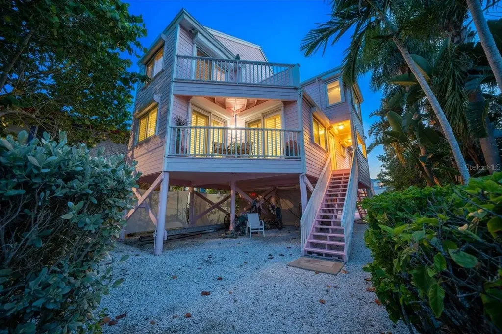 20051 Gulf Boulevard Indian Shores FL 33785