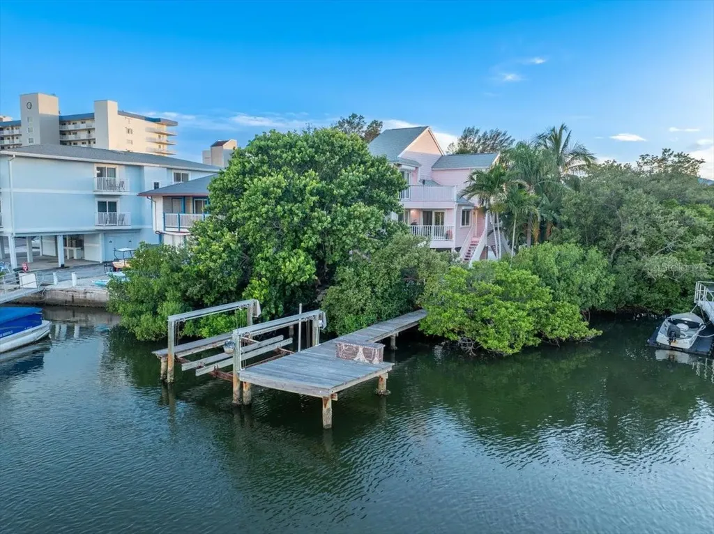 20051 Gulf Boulevard Indian Shores FL 33785