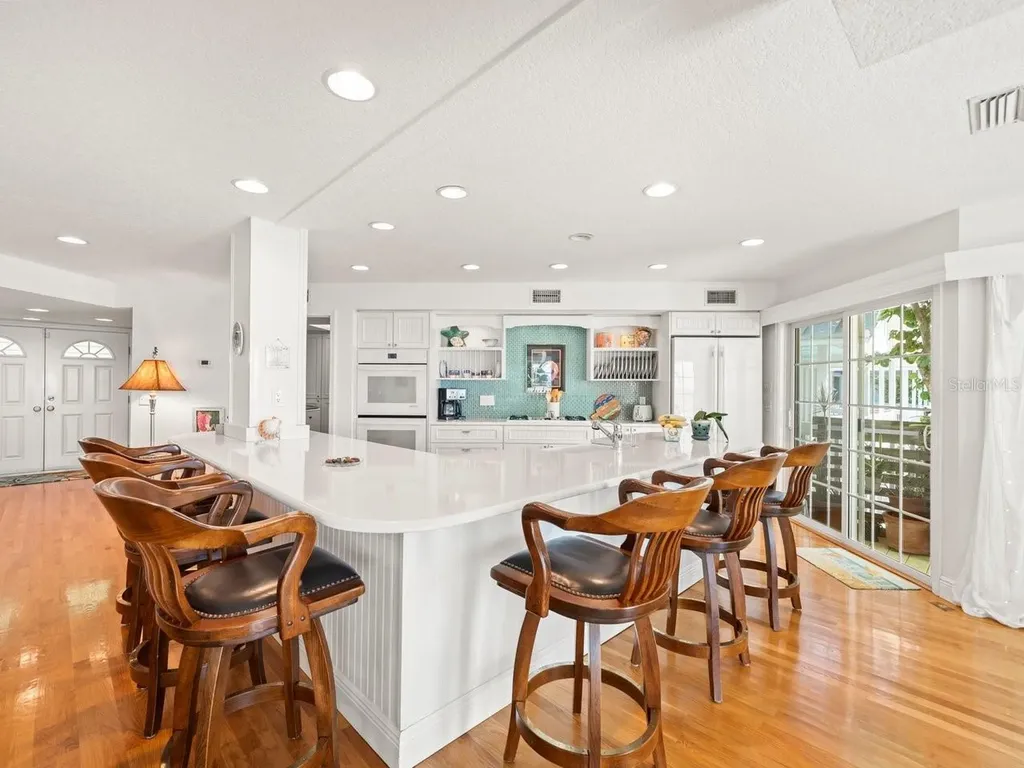 20051 Gulf Boulevard Indian Shores FL 33785