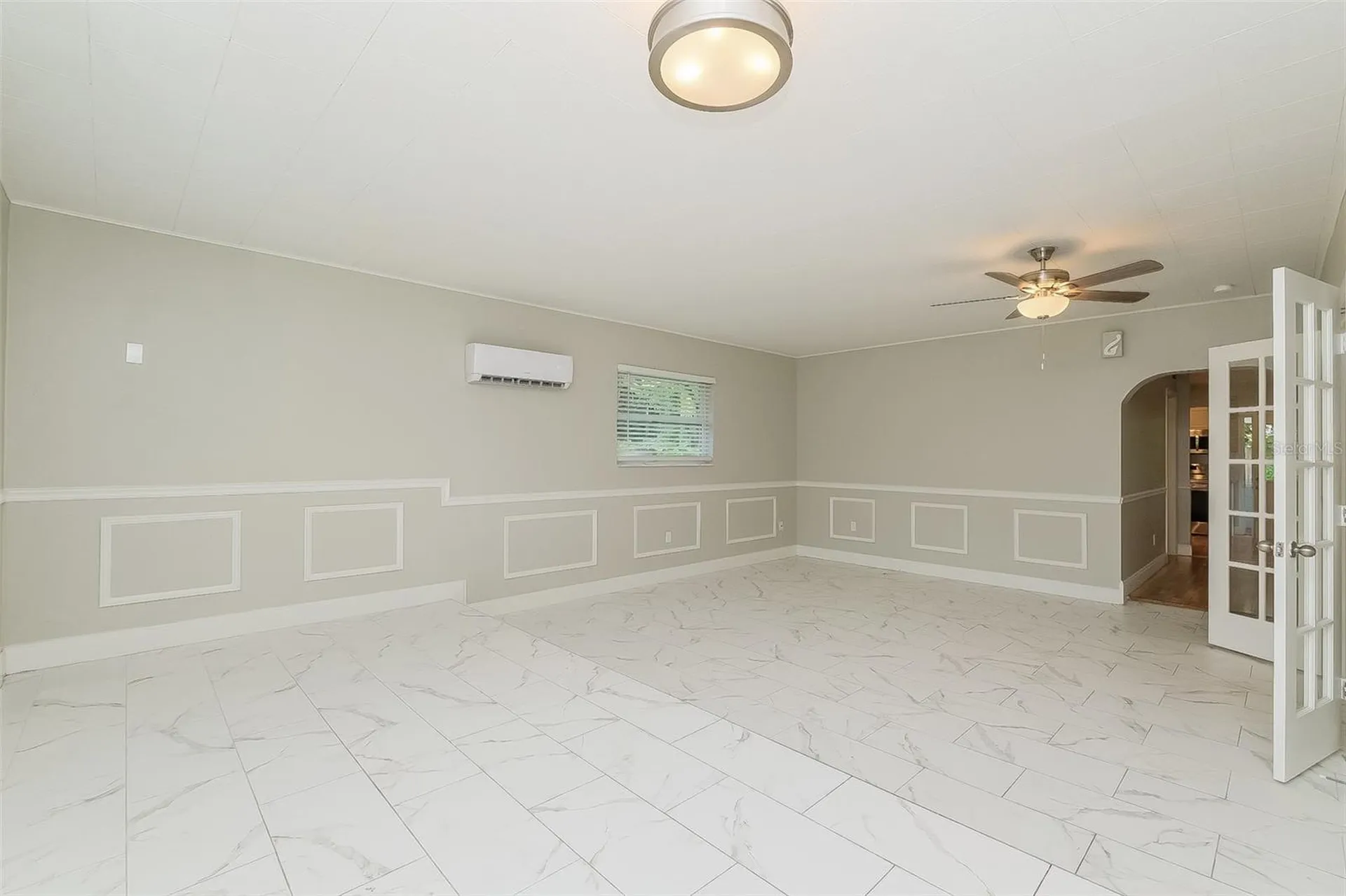 1415 E Henry Avenue Tampa FL 33604