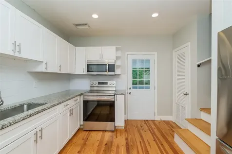 1415 E Henry Avenue Tampa FL 33604