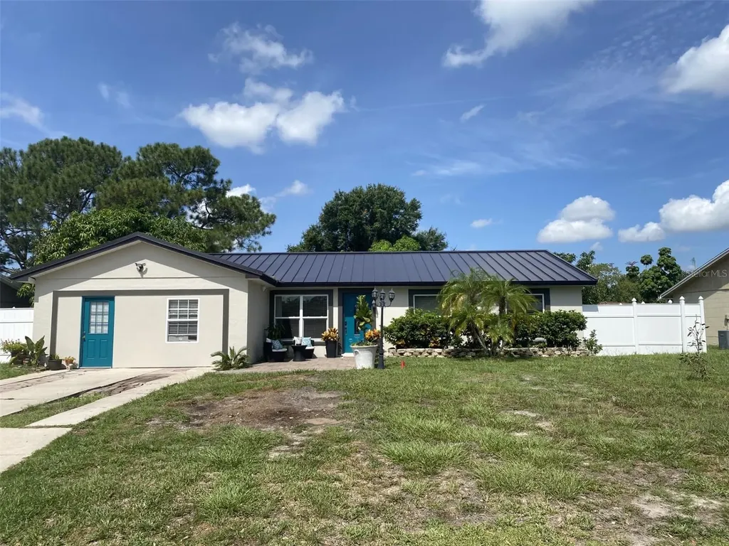 312 Gardenia Road Kissimmee FL 34743