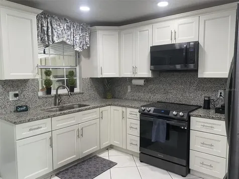 312 Gardenia Road Kissimmee FL 34743
