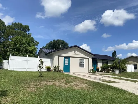 312 Gardenia Road Kissimmee FL 34743