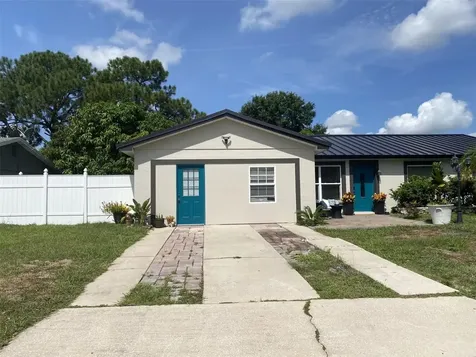 312 Gardenia Road Kissimmee FL 34743