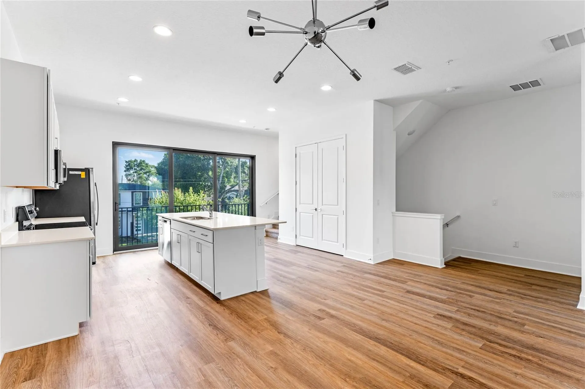 42 W Harding Street Orlando FL 32806