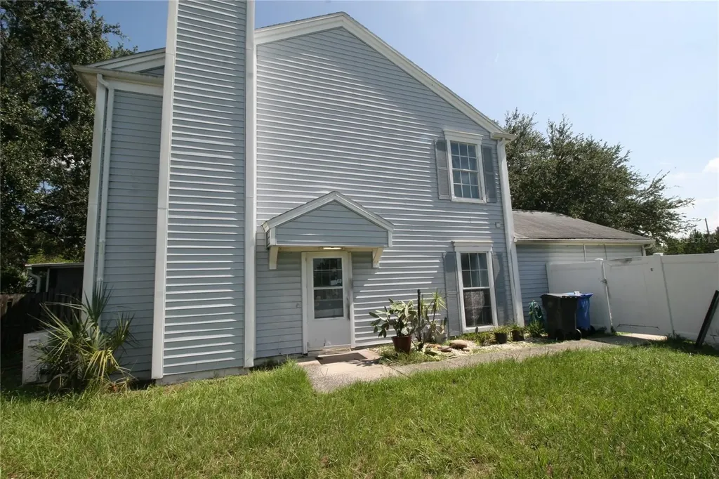 6102 Oak Cluster Circle Tampa FL 33634