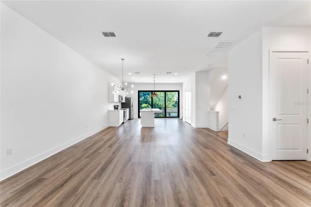 38 W Harding Street Orlando FL 32806