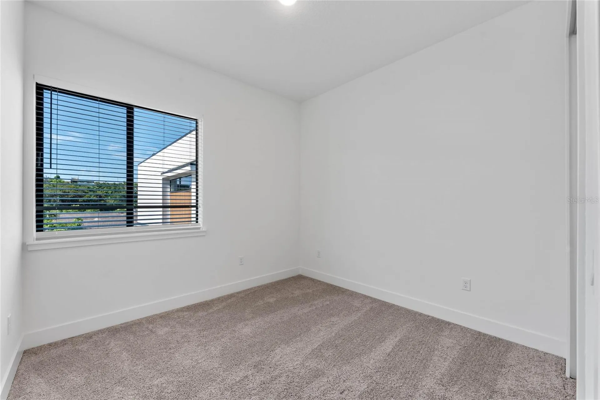 38 W Harding Street Orlando FL 32806