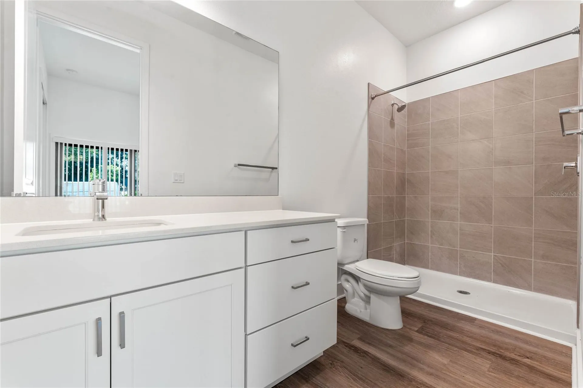 38 W Harding Street Orlando FL 32806