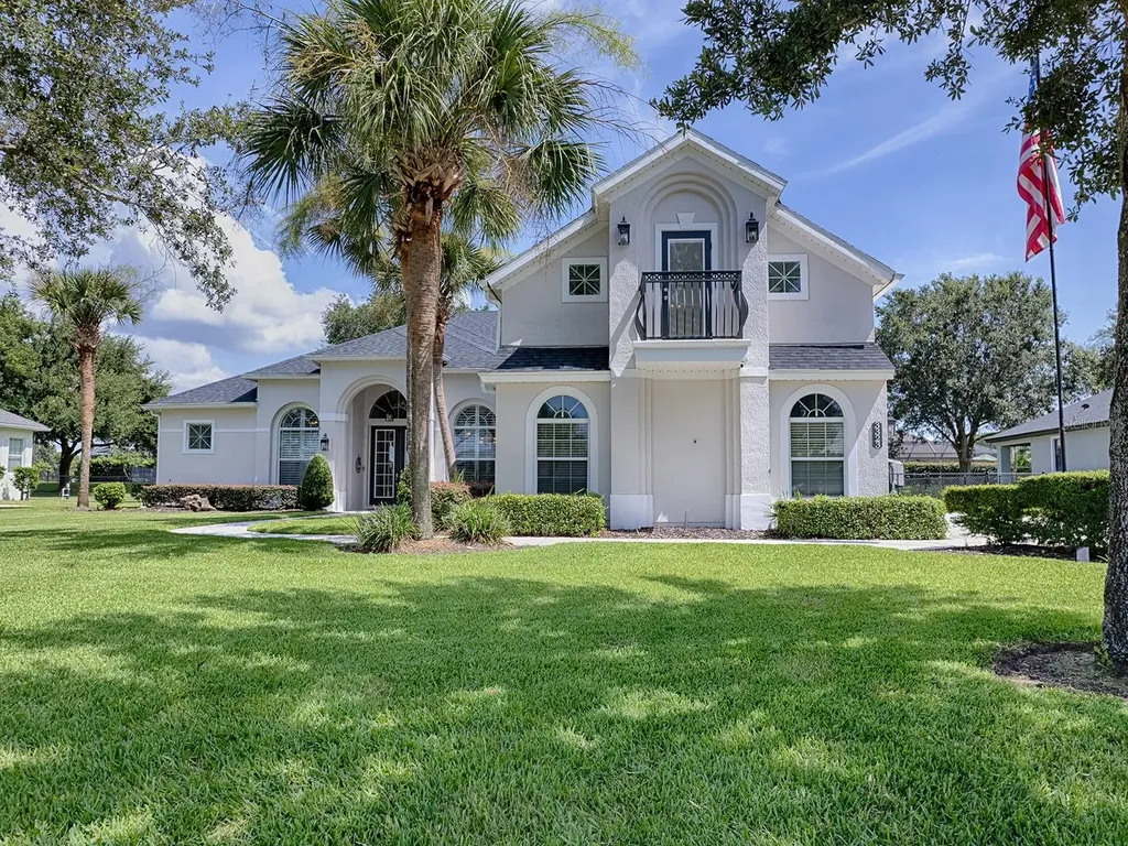 3323 Site To See Avenue Eustis FL 32726