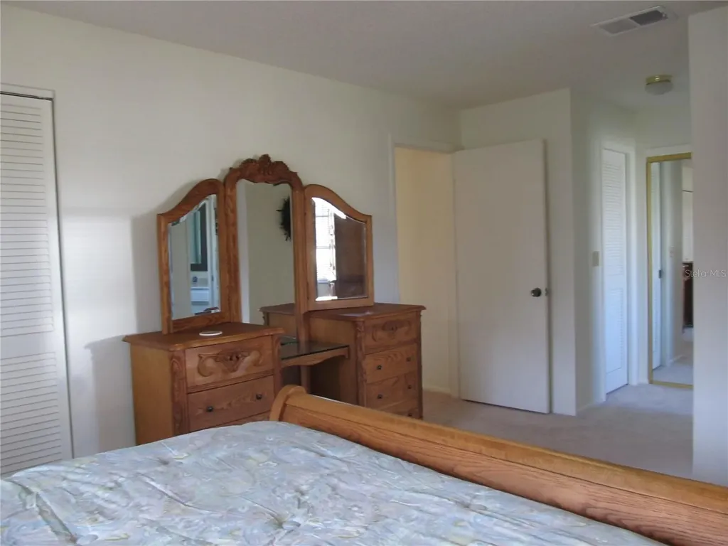 7050 W Country Club Drive N Sarasota FL 34243
