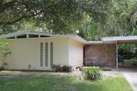 810 W River Drive Temple Terrace FL 33617