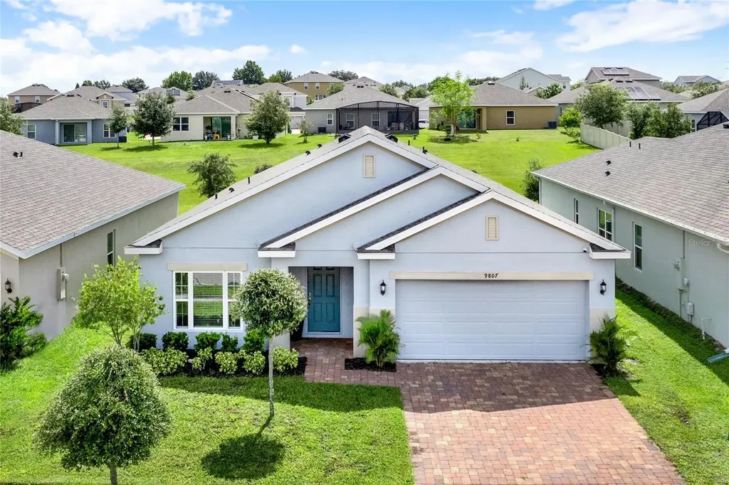 9807 Kinmore Drive Groveland FL 34736