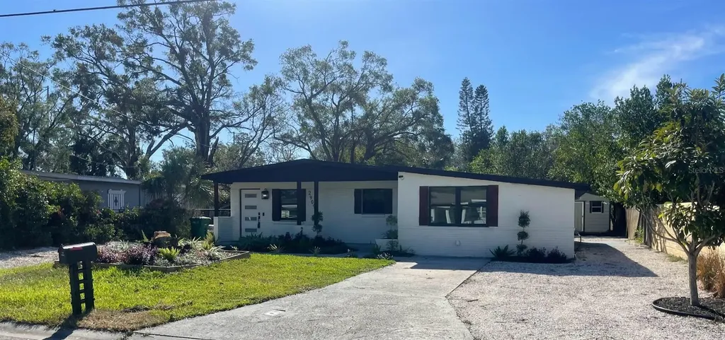 2909 E Crawford Street Tampa FL 33610