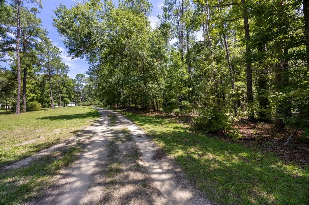 0 SE Hawthorne Road Hawthorne FL 32640