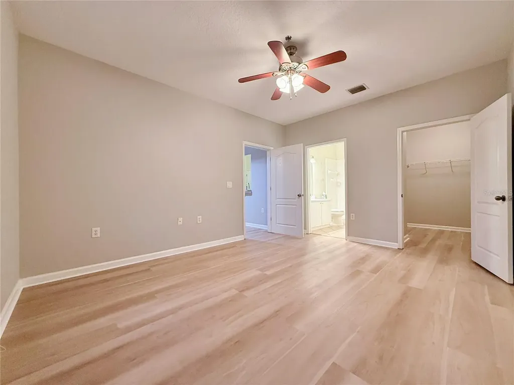 4865 Cypress Woods Drive Orlando FL 32811