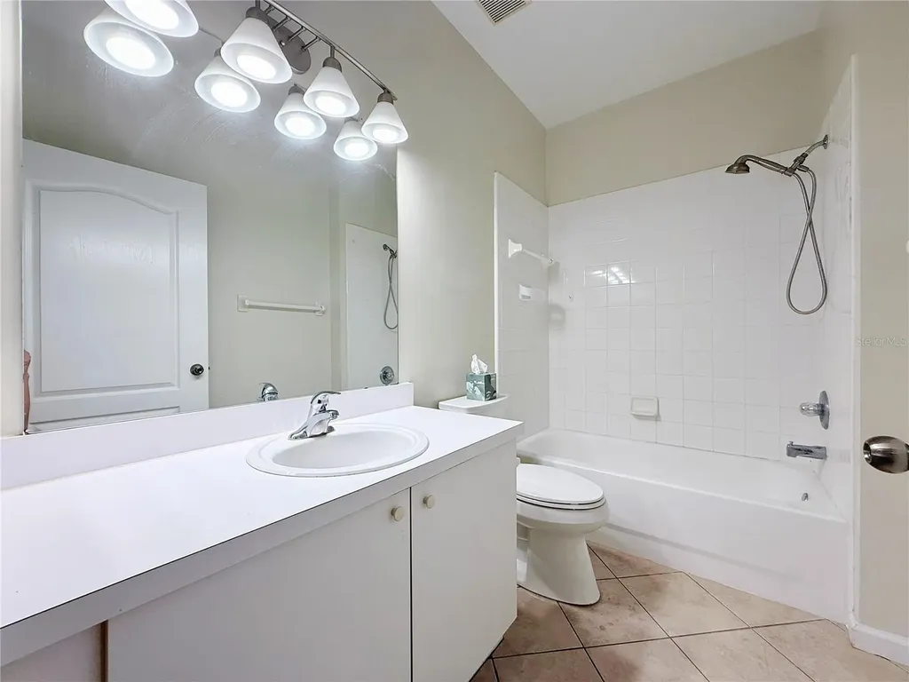 4865 Cypress Woods Drive Orlando FL 32811